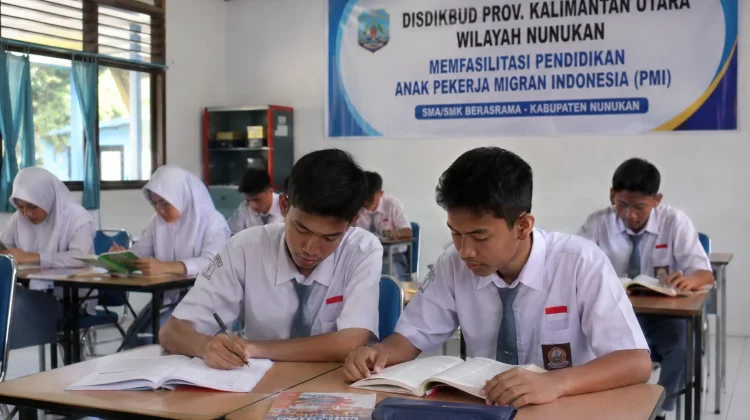 Pendidikan Anak PMI Terjamin, Puluhan Siswa Repatriasi Lanjut SMA di Nunukan