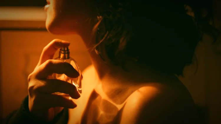 Suka Aroma Khas Hujan Berikut Rekomendasi Parfum yang Cocok untuk Kamu