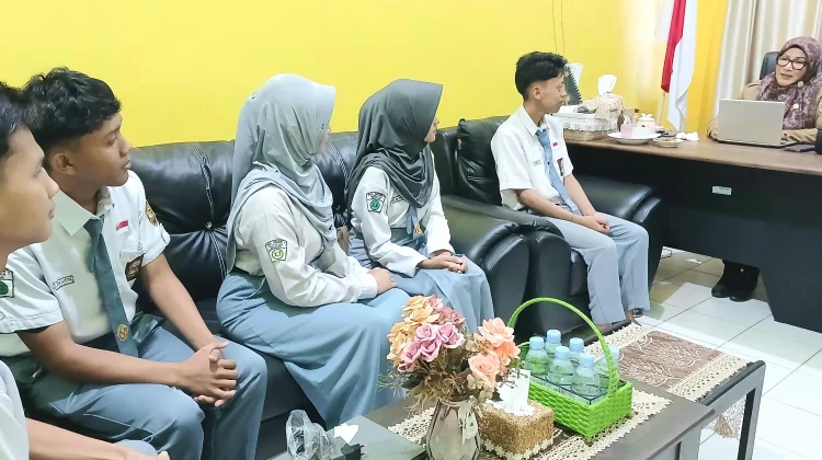 Kepala SMAN1 Nunukan Selatan Bekali Delegasi menuju Nasional
