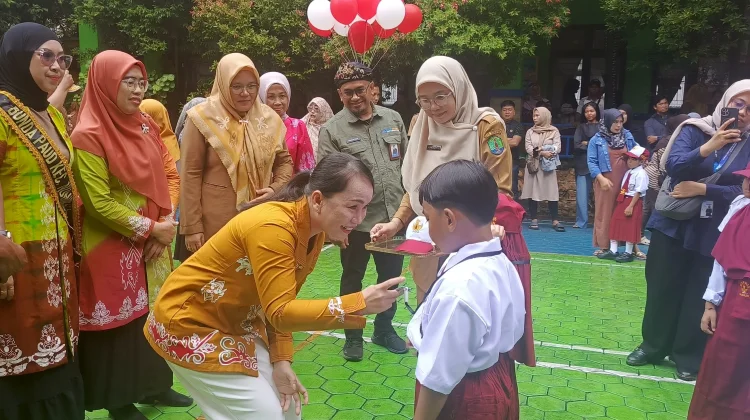 MPLS SDN 005 Nunukan, Siswa Antusias Masuk Sekolah