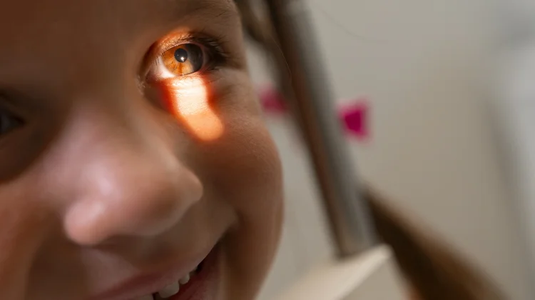 Deteksi Dini Retinoblastoma Selamatkan Penglihatan dan Nyawa Anak
