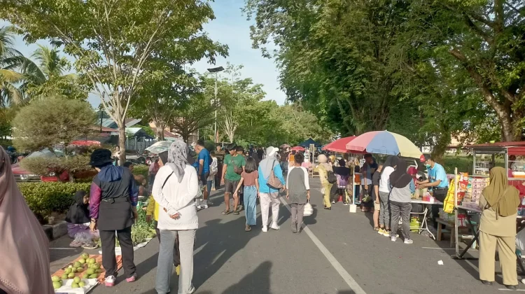 Pedagang Pasar Tani Alun-alun Nunukan Berangsur-angsur Pindah ke Tanah Merah UKM