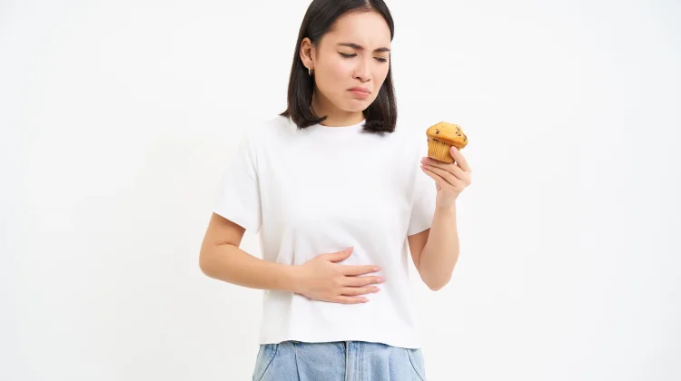 Makanan dan Minuman yang Harus Dihindari saat Menstruasi