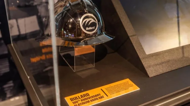 Pencipta Helm Pengaman Pertama di Dunia