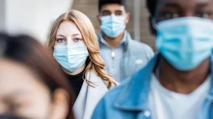 Sejarah Penggunaan Masker Pelindung Wajah Pertama Kali