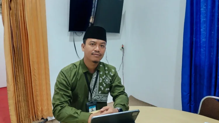 Tokoh Akademisi Sarankan Pengawasan Tenaga Profesional Kepada ASN