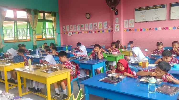Program Makan Bergizi Gratis Dorong Kebiasaan Siswa untuk Menabung