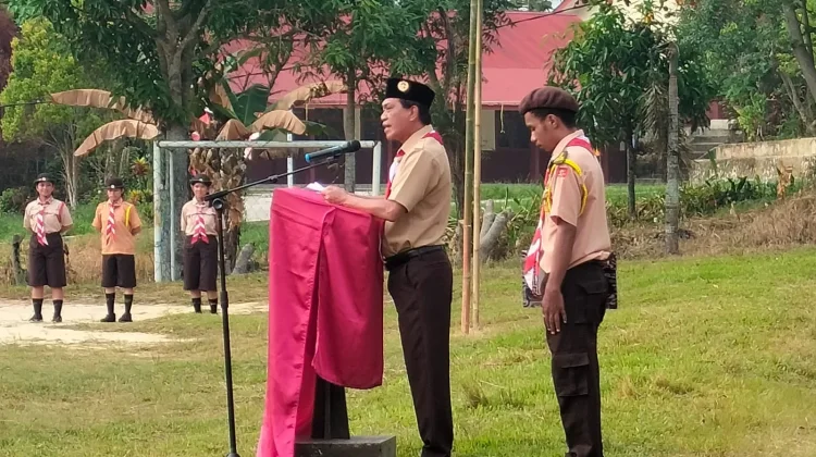 Anggota DPRD Nunukan Pimpin HUT Pramuka ke-65. Gabungan SMP & SMA Katolik