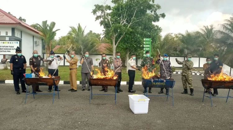 Puluhan Barang Bukti Perkara Tindak Pidana Dimusnahkan oleh Kejaksaan Negeri