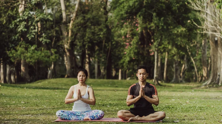 Meditasi Rutin Membantu Menjaga Kesehatan Jantung Tetap Optimal