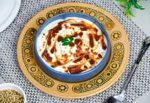Dahi Baray Menu Buka Puasa Populer di Pakistan