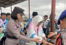 Antisipasi Terpisah, Calon Jemaah Haji Nunukan Diimbau Senantiasa Kenakan Syal
