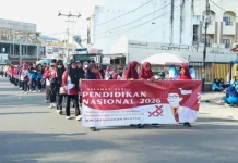 Antusisas Peserta Jalan Santai Hardiknas-67 Rute Pelabuhan hingga Alun-Alun