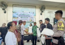 Pemerintah Daerah Kabupaten Nunukan Menyalurkan Bantuan Pangan Beras dan Minyak