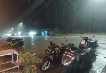 Hujan Deras Disertai Angin Kencang Landa Nunukan Malam