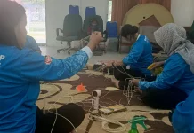 Peserta Krayan Timur Kantongi Ilmu Baru Anyaman Kombinasi Kulit