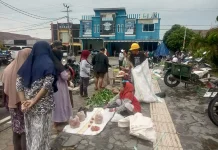 Pedagang di Pasar Tani akan pindah secara Perlahan-lahan ke Area Tanah Merah