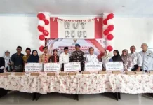 BAZNAS Bersama LANAL Nunukan, Bagikan Paket Sembako Nelayan di Karang Unarang