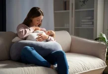 Menyusui, Lebih Dari Sekedar Memenuhi Kebutuhan Gizi Bayi