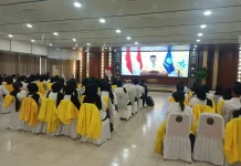 Kepala Dinas Kominfotik Kabupaten Nunukan Membuka Orientasi Studi Mahasiwa Baru