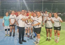 Krayan Membara di Malam Dingin: Bupati Irwan Hadiri Final Futsal