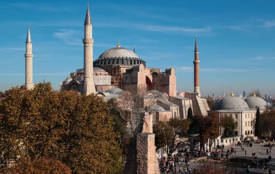 Hagia Sophia, Wisata Arsitektur Islam yang Menakjubkan di Turki