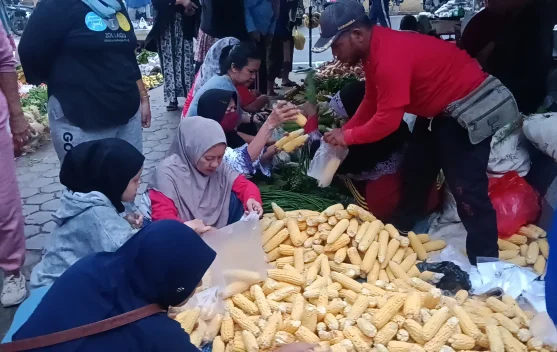 Geliat Ekonomi di Pasar Tani Alun-alun Nunukan