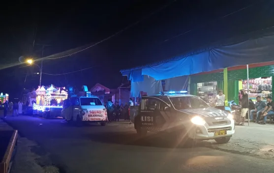 Polsek Sebatik Timur Kawal 20 Tim Takbiran Keliling