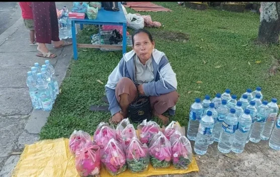Lebaran Bawa Berkah, Pedagang Bunga Makam Nunukan Raup Untung