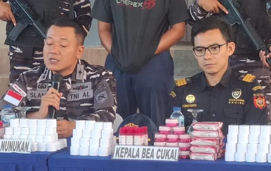 Disamarkan di Bawah Beras, 1.832 Kosmetik Ilegal Digagalkan Lanal Nunukan
