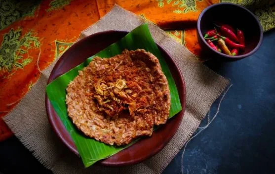 Kerak Telor atau Omelet Betawi Kudapan Bangsawan Belanda