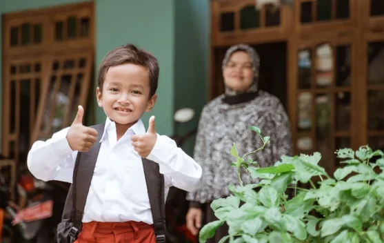 Jangan Panik, Ini Cara Siapkan Hari Pertama Anak Sekolah