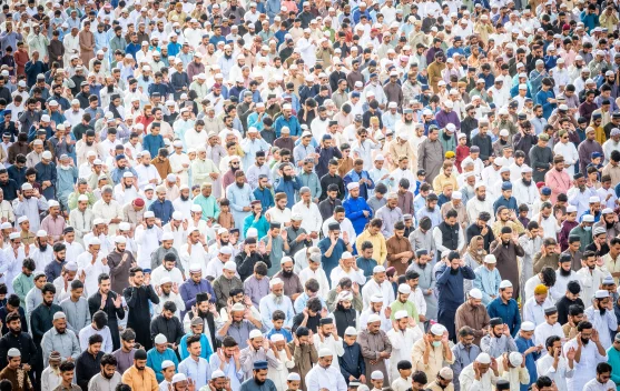 Mudahnya Manusia Terpengaruh Berbuat Maksiat dan Meninggalkan Sholat