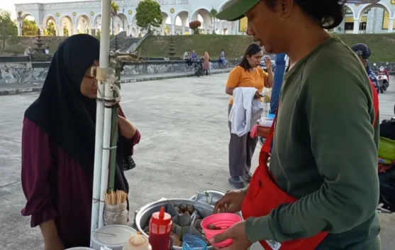 Kuliner Pentol, Usaha Sederhana yang Terus Tumbuh di Nunukan