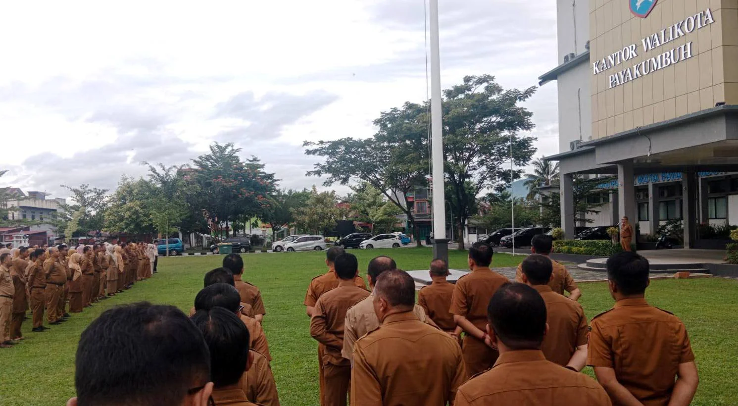 Sekda Rida Ananda ajak ASN Payakumbuh Ubah Pola Mobilitas Demi Efisiensi  Energi - RRI.co.id