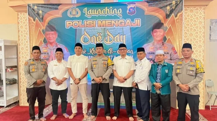 Polres Pasbar Luncurkan Gerakan One Day One Khatam Al-Qur’an