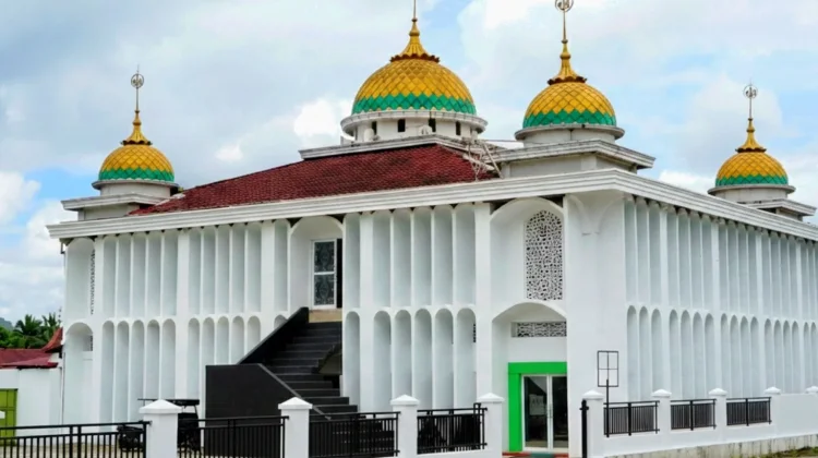 Tim Safari Ramadan Kunjungi 34 Masjid dan Musala di Solok Selatan