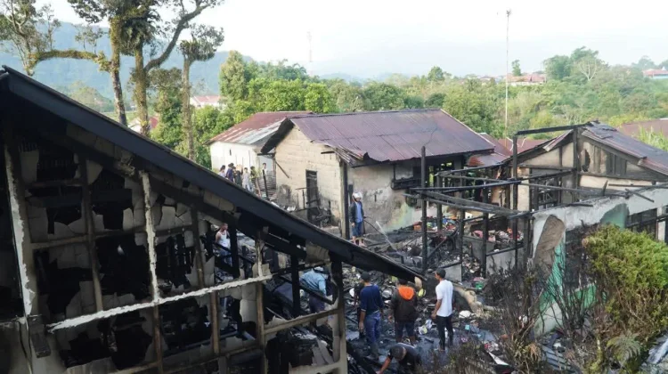 Pemko Padang Panjang Pastikan Penanganan Darurat Pascakebakaran