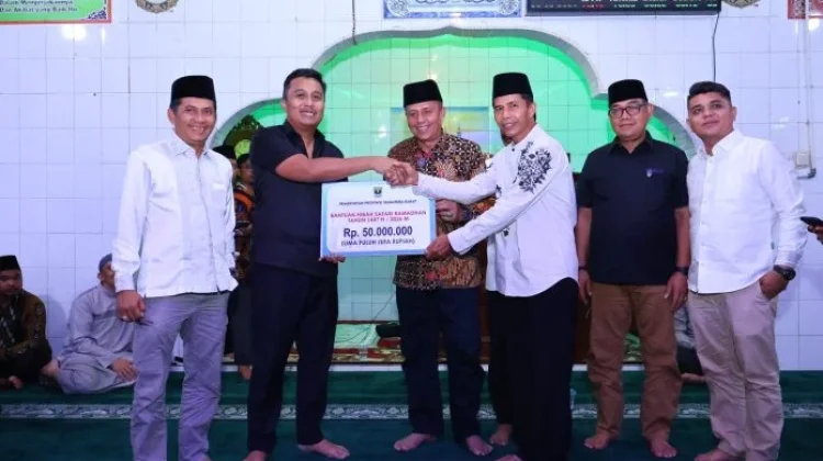 Pemprov Sumbar Salurkan Rp113 Juta saat Safari Ramadan