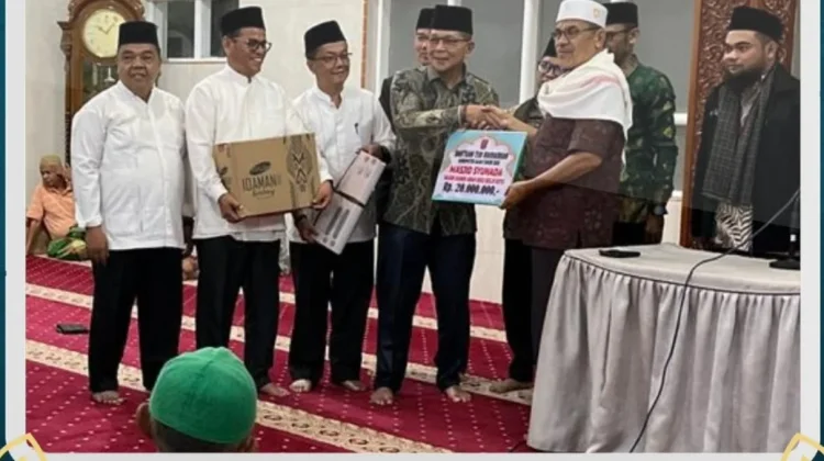 Pemkab Agam Salurkan Bantuan untuk 36 Masjid Selama Ramadanan