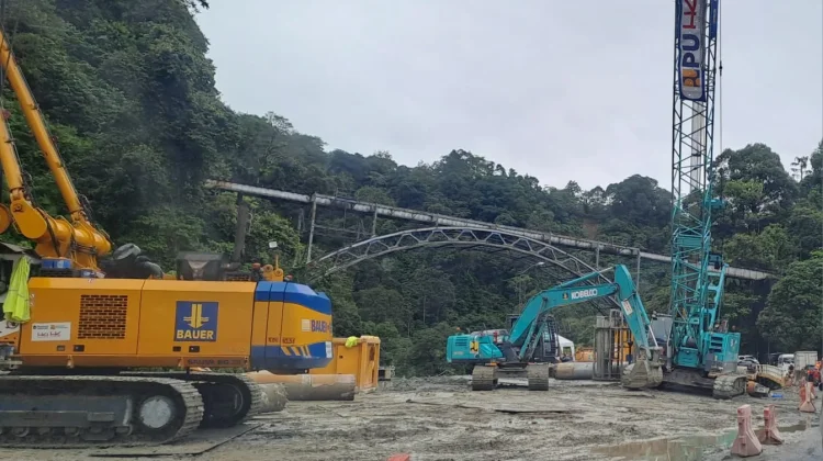 Jalur Lembah Anai Dibuka Penuh saat Arus Mudik dan Balik Lebaran