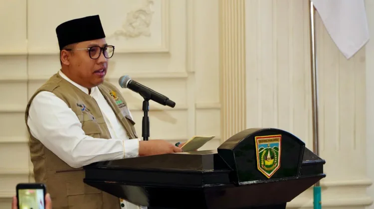 Baznas Padang Panjang Salurkan Bantuan Uang Tunai dan Paket Sembako
