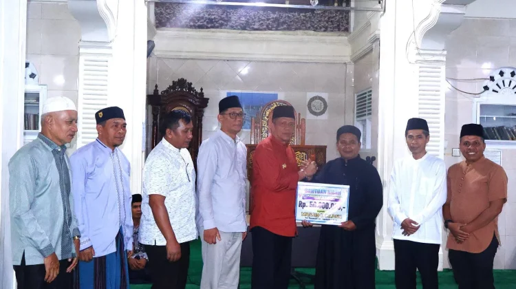 Safari di Masjid Payolansek, Wawako Payakumbuh Sampaikan Pesan Duka