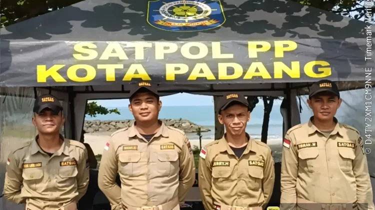 Empat Pos Satgas Satpol PP Siaga di Pantai Padang