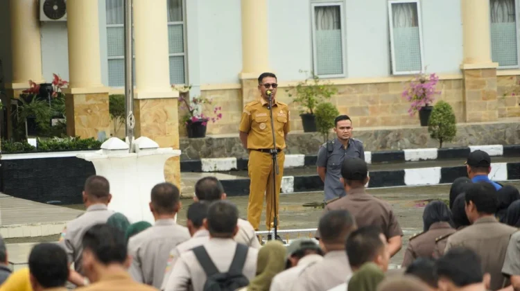 Bupati Khairunas Larang Pejabat Solok Selatan Gunakan Mobil Dinas untuk Mudik
