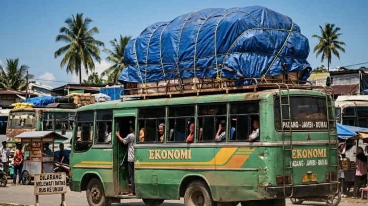 Bus Kelas Ekonomi yang Melintasi Jalur Sumatera  Sejauh IniTetap Eksis