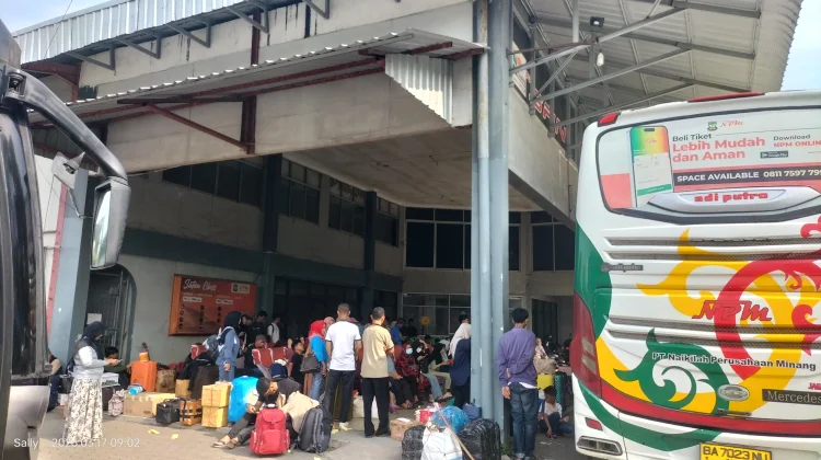 Pemudik Padang Pilih Mudik Lebih Awal, Hindari Macet saat Libur Lebaran