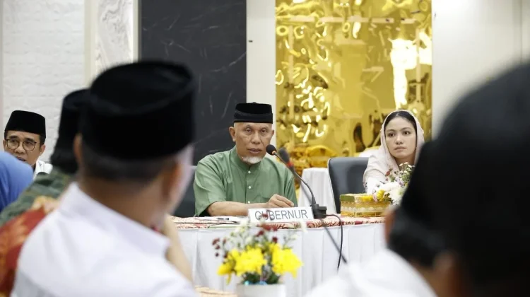 Gubernur Sumbar Tinjau Posko Mudik di Dharmasraya, Tekankan Keselamatan Pemudik