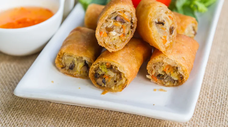 Lumpia Ayam Sayur Jadi Pilihan Camilan Praktis dan Bernilai Jual