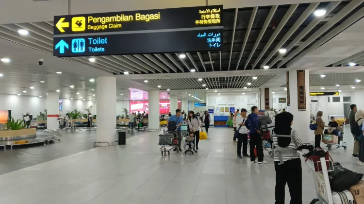 Lonjakan Arus Mudik di BIM, Penumpang Tembus 9 Ribu Orang per Hari